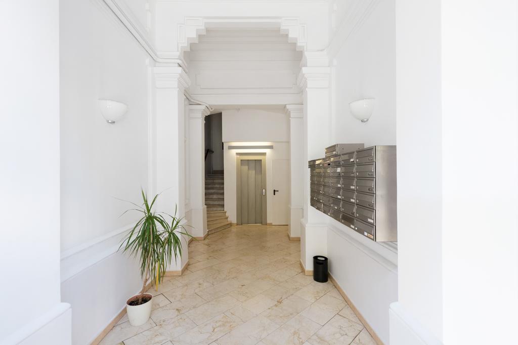 Apartamento Rambla Catalunya Barcelona Buitenkant foto